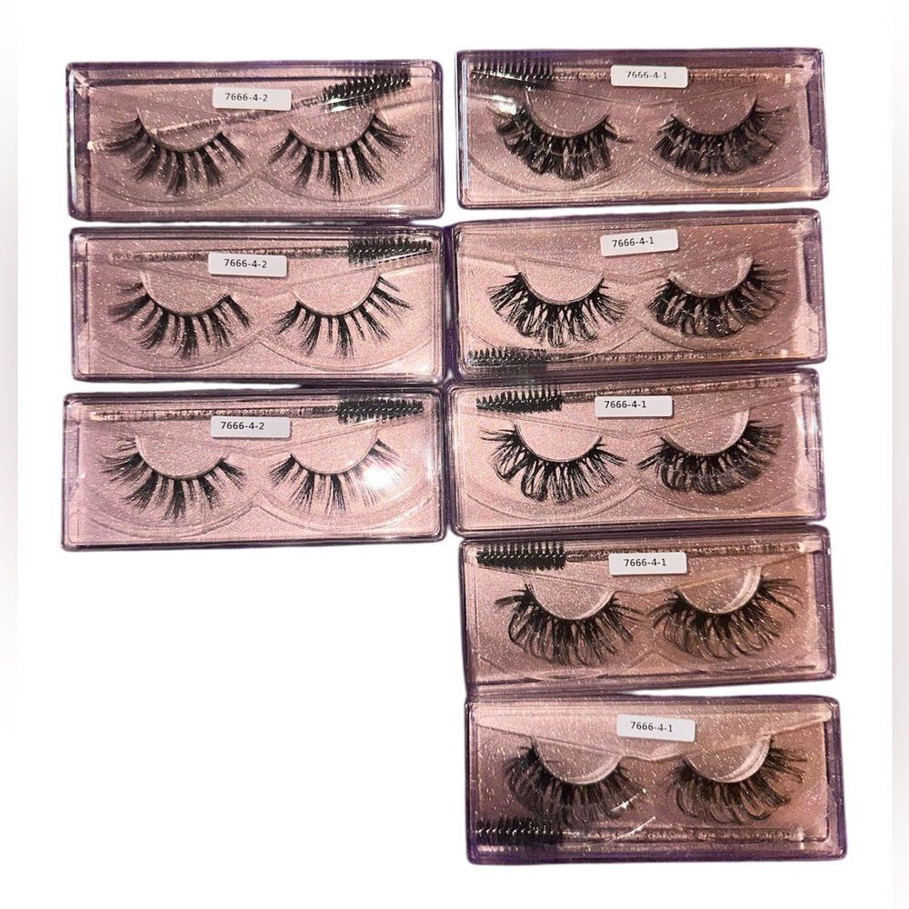 8 pairs of eyelashes. Brand new with spool.